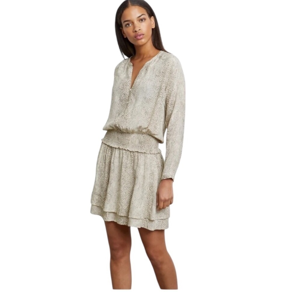 Rails Dress Jasmine Cream Snakeskin Print Smocked Waist V-Neck NWT Medium